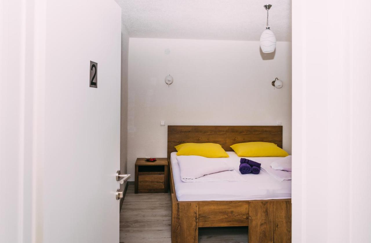 Apartmani Markesic Ramsko Jezero Prozor Bagian luar foto