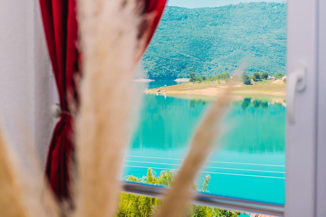 Apartmani Markesic Ramsko Jezero Prozor Bagian luar foto