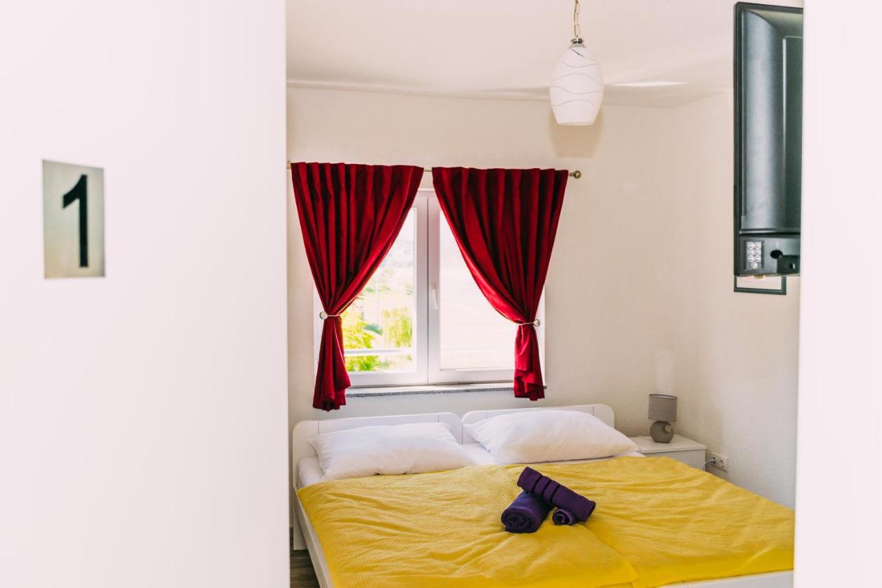Apartmani Markesic Ramsko Jezero Prozor Bagian luar foto