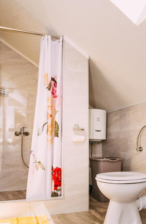 Apartmani Markesic Ramsko Jezero Prozor Bagian luar foto