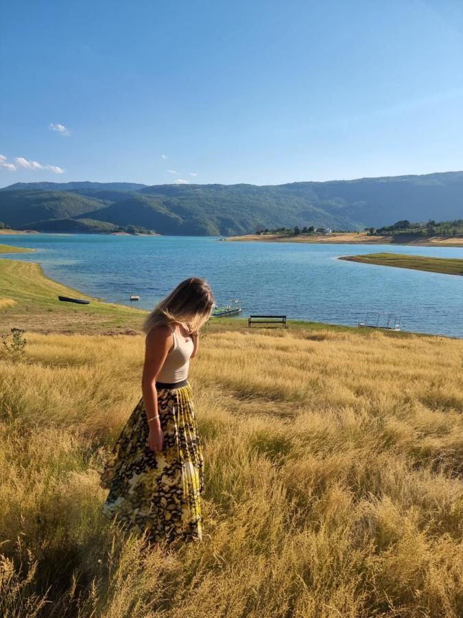 Apartmani Markesic Ramsko Jezero Prozor Bagian luar foto